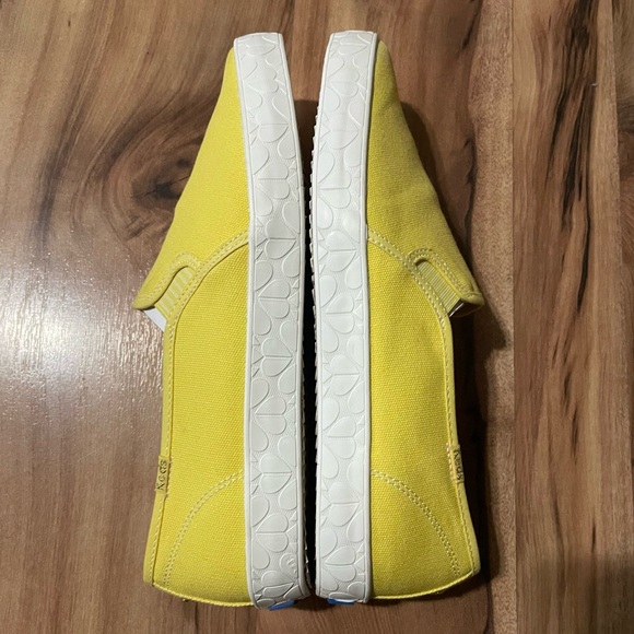 Keds X Kate Spade New York Double Decker Logo Foxing Canvas Sneakers
Sz 9.5 - Picture 8 of 12